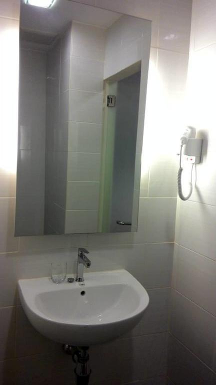 U Design Hotel 2*